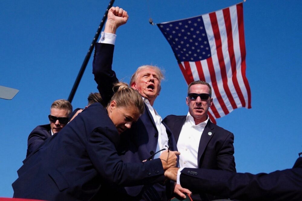 Herido Donald Trump en acto de campaña en Pensilvania