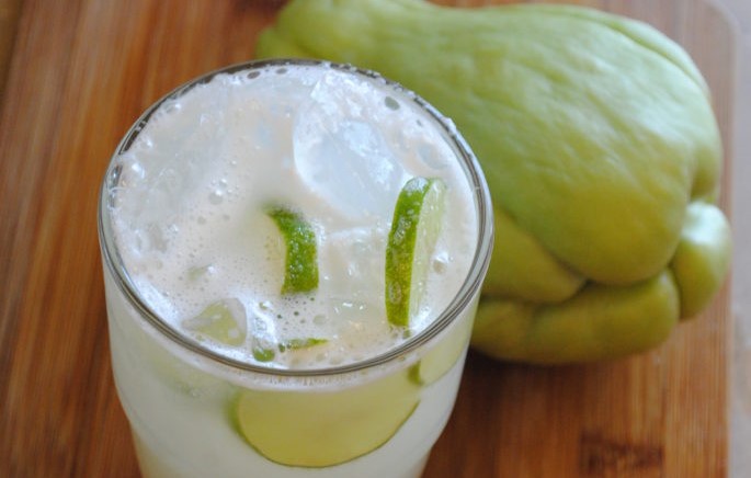 ¿Agua de chayote? Tiene más beneficios de lo que imaginas