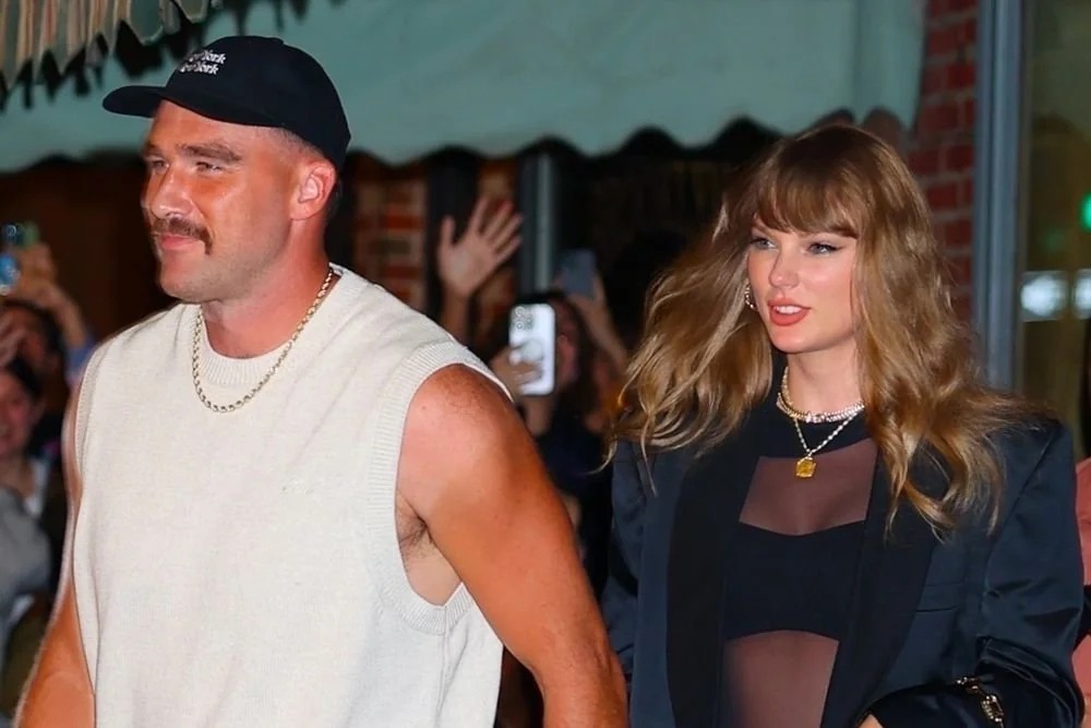 Travis Kelce y Taylor Swift celebran en el Bar Prime Social la victoria de Kansas City Chiefs