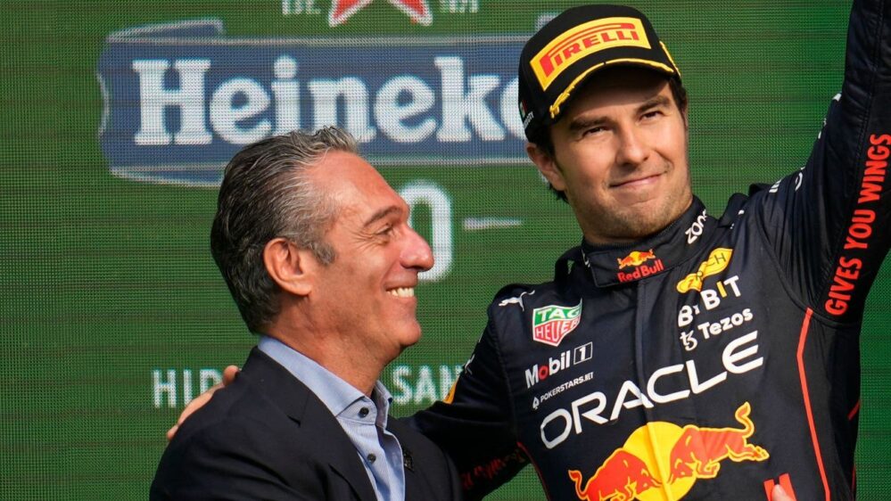 Carlos Slim rompería lazos con Red Bull por la llegada de ATT pero seguirán apoyando a Checo