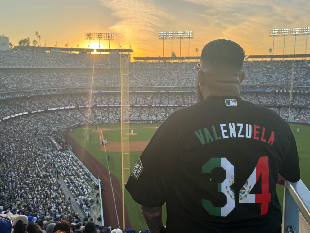 Un minuto de silencio, alegría y tristeza, el homenaje a Fernando Valenzuela en Dodgers Stadium