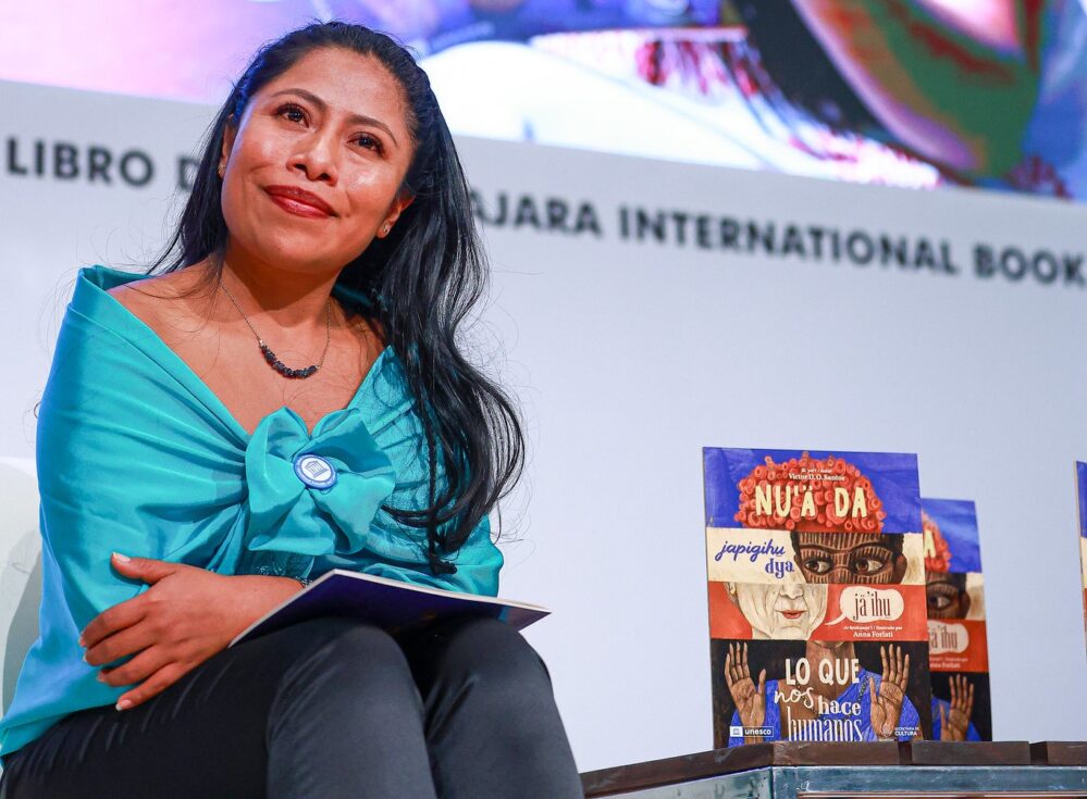 «Dejen de vernos como grupos ajenos»: Yalitza Aparicio en la FIL Guadalajara